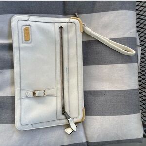 Philippe Model White Wristlet Clutch